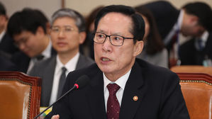 [취재파일] 송영무의 소신 발언 "北 정찰총국 잠수정이 천안함 폭침"