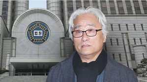 '극단원 상습 성추행' 이윤택 측 "추행 아닌 독특한 연기지도"