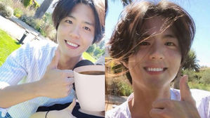 [SBS Star] Park Bo Gum Takes Photos with His Fans in Chile!