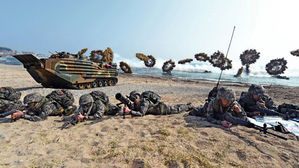 백악관 관리 "한미 대규모 연합훈련 중단…통상 훈련은 계속"
