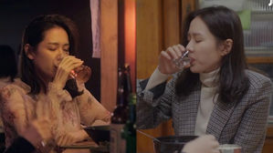 [SBS Star] Son Ye-jin Actually Gets Drunk During the Drinking Scenes