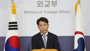 외교부, 北 최고위급 방중설에 "관련 상황 면밀 파악 중"