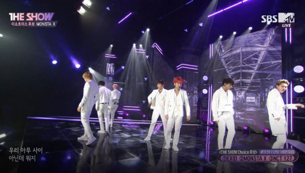 MONSTA X