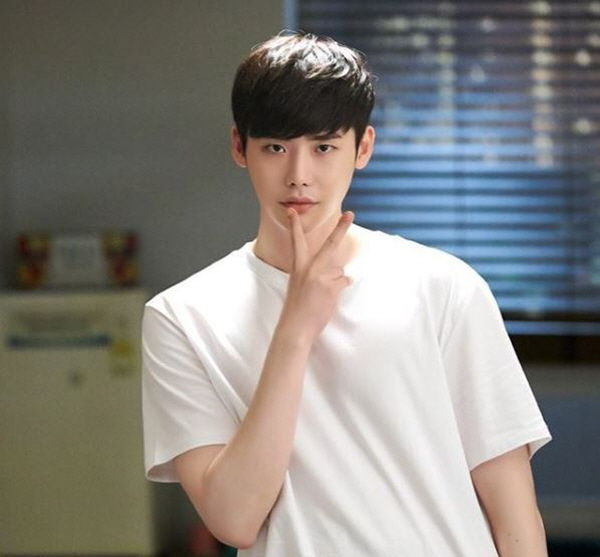 Lee Jong Suk
