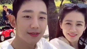 [SBS Star] Jung Hae In and Son Ye-jin's Sweet Time!