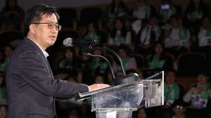 김동연 "최저임금 부담, 일자리 안정자금으로 흡수 판단"