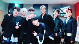 [SBS Star] KyuHyun Comes to Support Super Junior on His Day Off from His Duty
