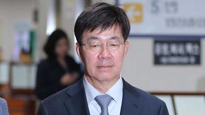 이영렬 '돈봉투 만찬' 대법원서 결론&hellip;검찰 상고