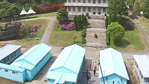 김 위원장, 직접 군사분계선 넘는다…미리 보는 첫 만남