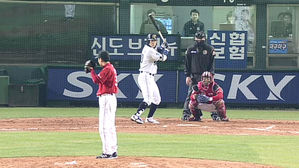 9년 만에 재연된 라이벌전…SK, 두산 '초반 기선 제압'