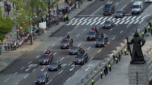 文 대통령 판문점 도착…오전 9시 30분 김정은과 첫 만남