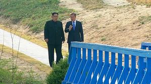 中 "두 정상의 역사적 첫발에 박수&hellip;긍정적 성과 거두길"