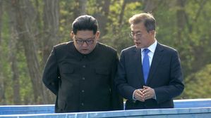 [속보] 문 대통령-김정은 위원장 회담 재개&hellip;종료 후 합의문 발표