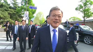 첫 만남부터 판문점 선언까지…두 정상의 숨 가빴던 하루