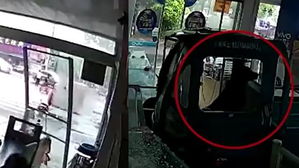 [영상pick] 휴대전화 매장으로 돌진한 화물차&hellip;알고 보니 운전자는 개?