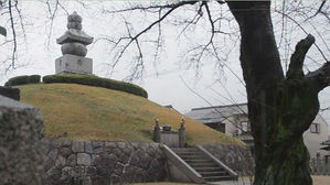 [모닝 스브스] 일본 교토에 있는 '귀무덤'을 아시나요