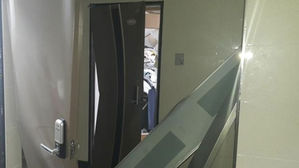 부산 빌라 도시가스 폭발 추정 사고…4층 주민 추락해 중상