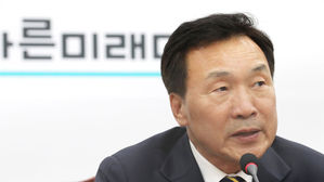 바른미래당 선거사령탑 손학규 "文 정부 독선·독주 막게 한표를"