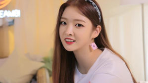 [SBS Star] DIA EUNJIN Announces Her Departure from the Group