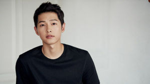 [SBS Star] Song Joong-ki Builds a City from His Upcoming Drama?