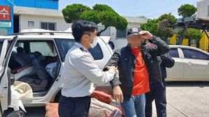 승용차에 숨어 제주 무단이탈 시도, 중국인 불법체류자 3명 적발