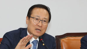 민주 새 원내대표단에 초선 의원 5명 추가 합류