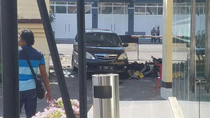 인도네시아 수라바야서 하루 만에 또 자폭테러&hellip;경찰관 1명 사망