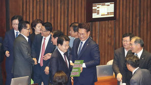 평화당, 국회 본회의 참석…사직서 처리 정족수 확보 예상