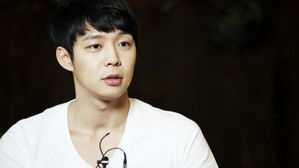 [SBS Star] Park Yu Chun's Agency Confirms His Breakup with Hwang Hana
