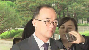 문무일 "수사 외압? 총장의 직무 수행…올바른 결론 내릴 것"