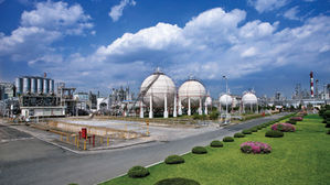 울산 한화케미칼서 염소 누출&hellip;소방 "부상 3명"