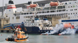 '제2의 세월호 참사 막아라'&hellip;신안 앞바다에서 인명구조 훈련