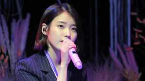 아이유, 영화감독 4명과 단편영화 4편 찍는다