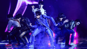 [SBS Star] The Story Behind BTS' Comeback Stage & Changed Lyrics