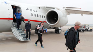 '풍계리 취재' 외신기자단, 중국 도착&hellip;"거대한 폭발 목격했다"