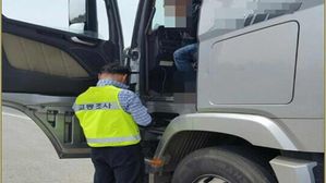 속도제한장치 풀고 달린 화물차 운전사 등 42명 적발