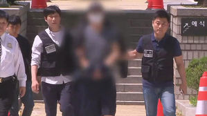 강남 오피스텔 경비원 2명 살해범 검찰 송치&hellip;"각종 불만으로 범행"
