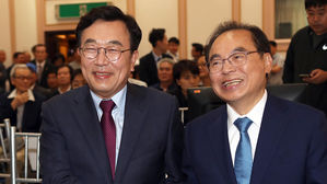 부산시장 선거 오거돈-서병수 초반부터 비방·고발전 '얼룩'