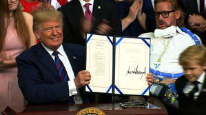 "말기 환자에게 새 희망"…美 '시도할 권리' 법안 시행