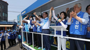 D-10 여야 지방선거 총력전&hellip;전략지 유세