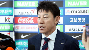 신태용 감독, 스웨덴전 깜짝 참관…스웨덴으로 출국