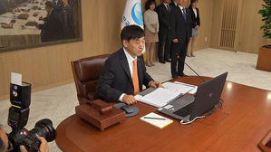 이주열, 美 금리 인상 시 충격 경고&hellip;"시장 불안 재연 가능"