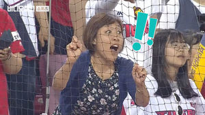 '고의만루' 작전쓰다 역전당한 두산…지옥 탈출한 KIA 팬들은 해피엔딩