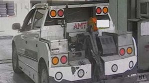 견인차 불법 개조 600여건 눈감아주고 뒷돈…검사소 적발