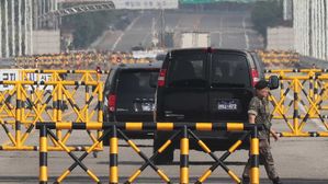 북미 정상회담 D-6, 판문점서 합의문 막판 조율