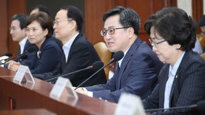 김동연 "경제 컨트롤타워 논란, 실체 없어…성과가 중요"