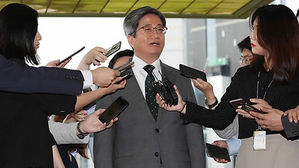 김명수 대법원장 "재판거래 의혹, 사법부 자체해결이 제일 중요"