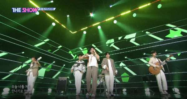 TheEastLight.