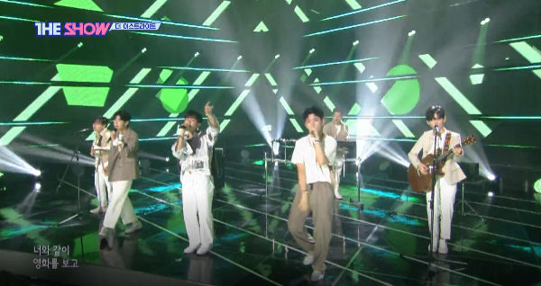TheEastLight.