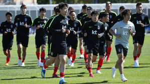 한국 수비진, 스웨덴 방어 '준비 끝'&hellip;"분위기 올라왔다"